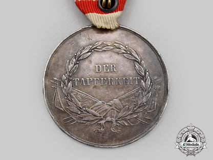 austria,_imperial._a_bravery_medal,_i_class_silver_medal,_c.1915_l22_mnc9792_812_1