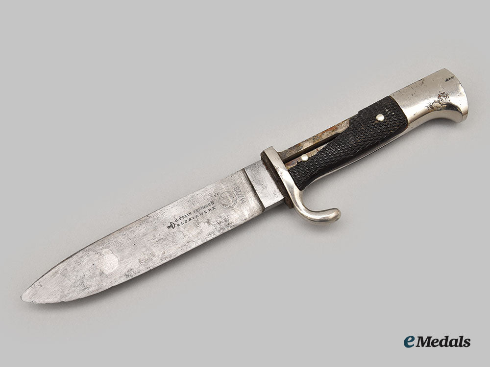 germany,_hj._a_member’s_knife,_by_gustav_felix_l22_mnc9797_565_1