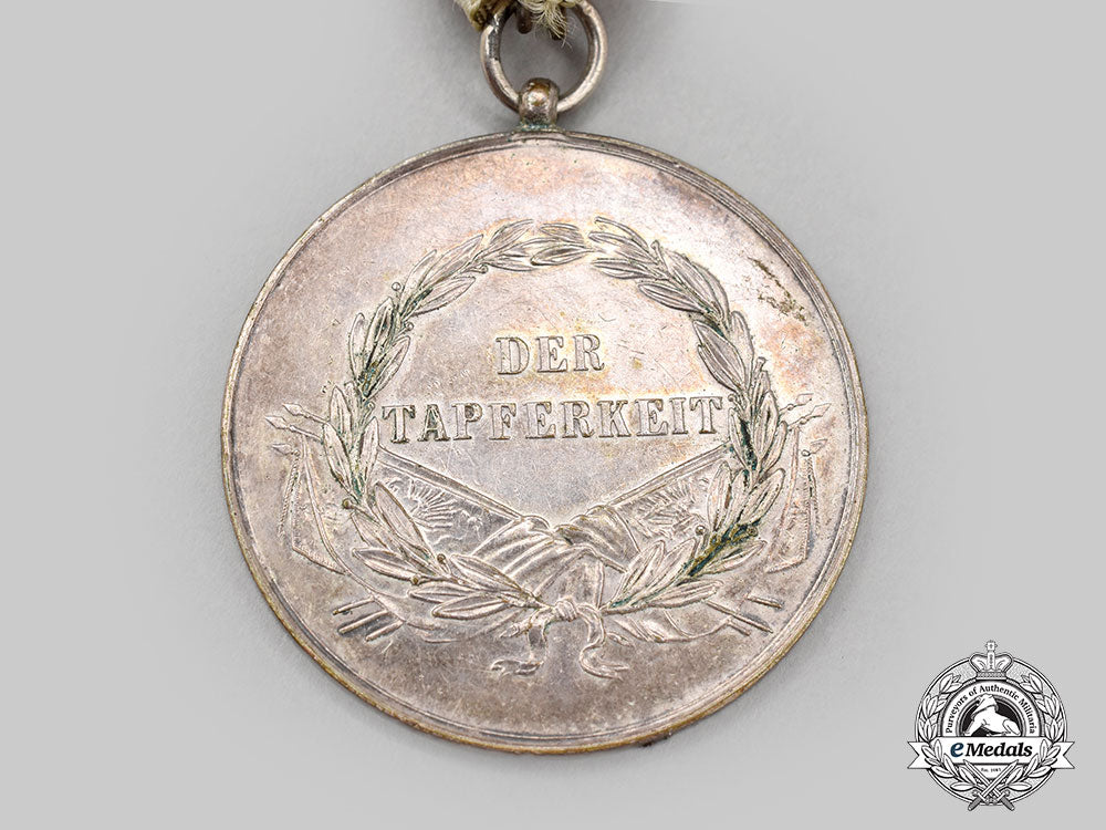 austria,_imperial._a_bravery_medal,_i_class_silver_medal,_c.1915_l22_mnc9799_816