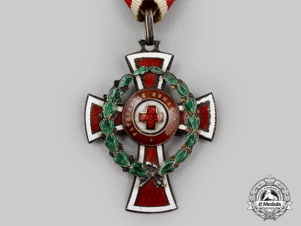 austria,_imperial._an_honour_decoration_of_the_red_cross,_ii_class_with_war_decoration,_by_g.a_scheid_l22_mnc9814_823