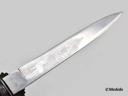 germany,_third_reich._a_german_hunting_association_cutlass,_by_j.a._henckels_l22_mnc9848_427_1
