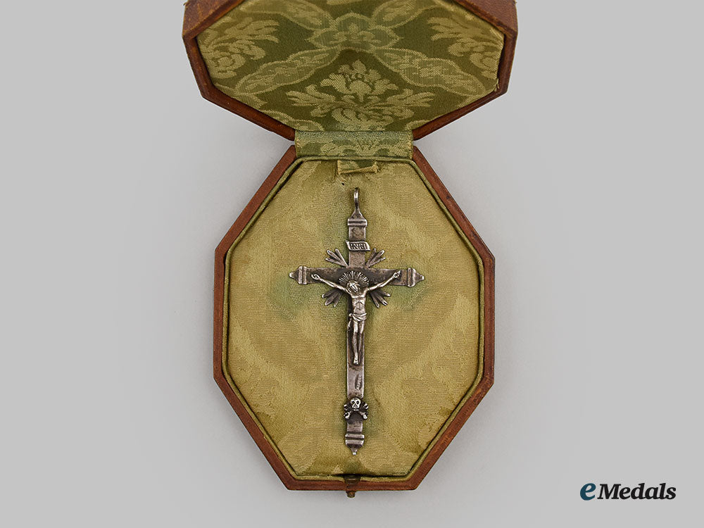 france,_napoleonic._a_rare_silver_chaplain_roman_catholic_pectoral_cross,_c.1810_l22_mnc9849_653