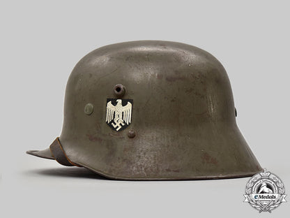 germany,_heer._a_transitional_m17_double_decal_stahlhelm_l22_mnc9876_327_1