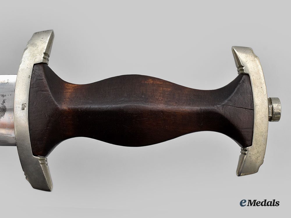 germany,_sa._a_rare_model1933_service_dagger,_sa-_gruppe_westmark,_by_e._lüttges_l22_mnc9876_445