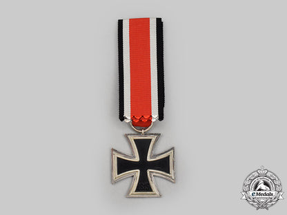 germany,_wehrmacht._a1939_iron_cross_ii_class_l22_mnc9884_003