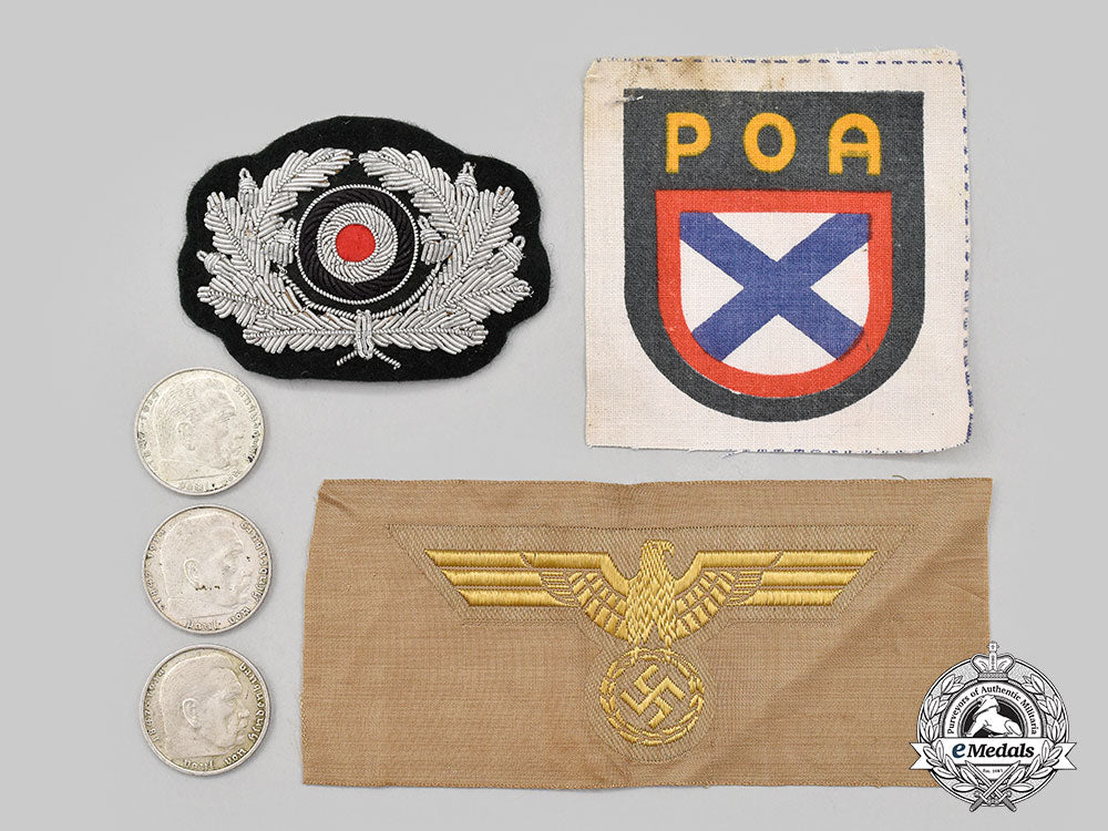 germany,_third_reich._a_mixed_lot_of_insignia_and_coins_l22_mnc9888_999_1