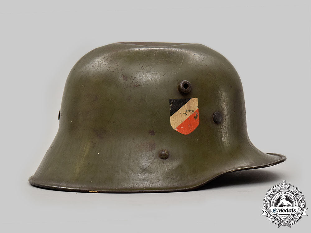 germany,_heer._a_transitional_m17_double_decal_stahlhelm_l22_mnc9889_338_1
