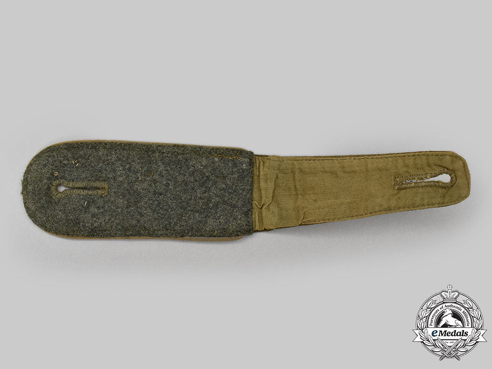germany,_heer._an_early_tropical_infantry_unteroffizier_shoulder_strap_l22_mnc9890_007_1