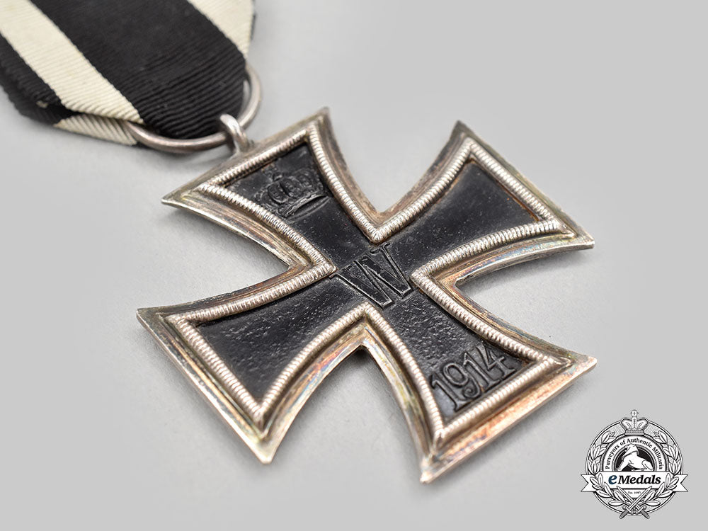 germany,_imperial._a1914_iron_cross_ii_class,_with_custom_case,_by_ko_l22_mnc9903_012_1