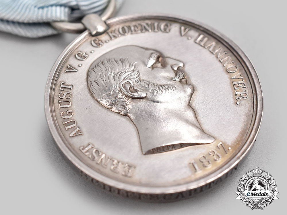 hannover,_kingdom._a_silver_civil_merit_medal,_to_schiffscapitain_norwood_l22_mnc9909_245