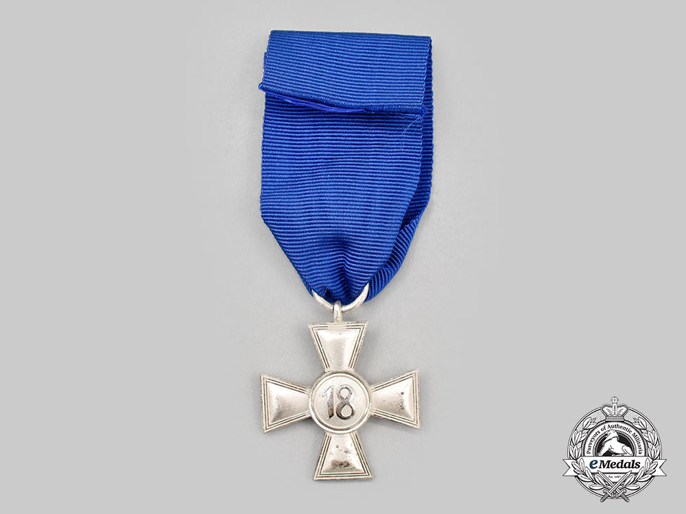 germany,_wehrmacht._an18-_year_long_service_decoration_l22_mnc9917_021