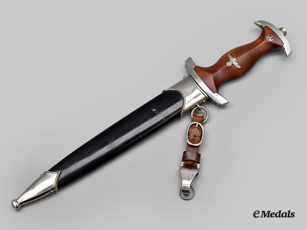 germany,_nskk._a_model1933_service_dagger,_motorgruppe_wesfalen,_by_carl_eckhorn_l22_mnc9935_481