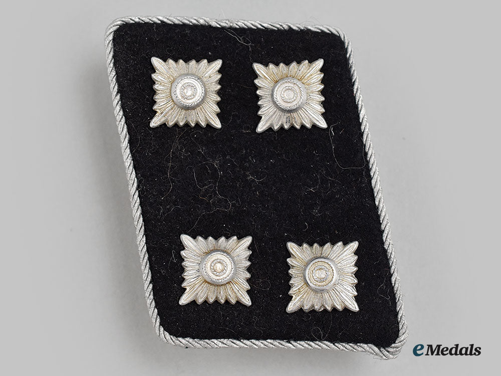 germany,_ss._a_waffen-_ss_sturmbannführer’s_collar_tab_l22_mnc9943_387