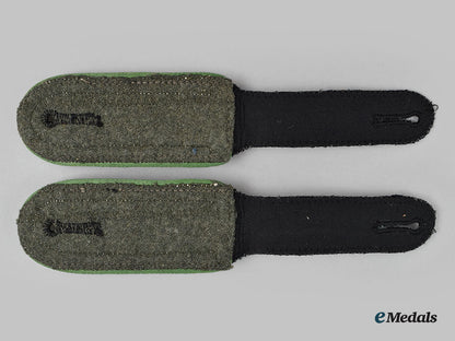 germany,_ss._a_set_of_waffen-_ss_gebirgsjäger_unterscharführer_shoulder_straps_l22_mnc9969_397