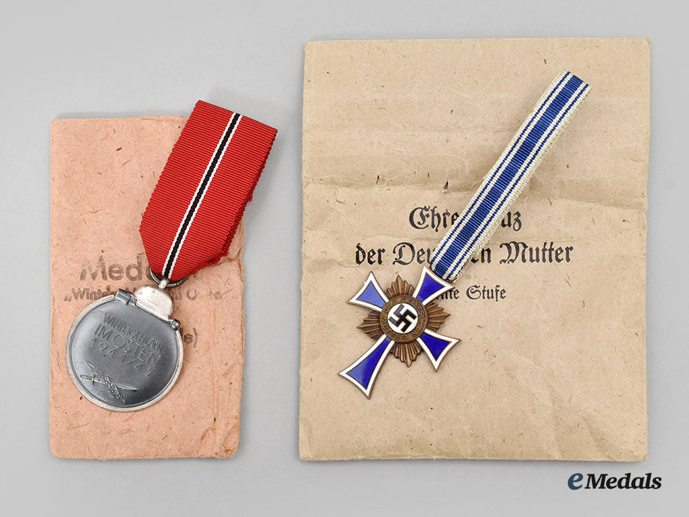germany,_third_reich._a_pair_of_decorations_l22_mnc9982_325