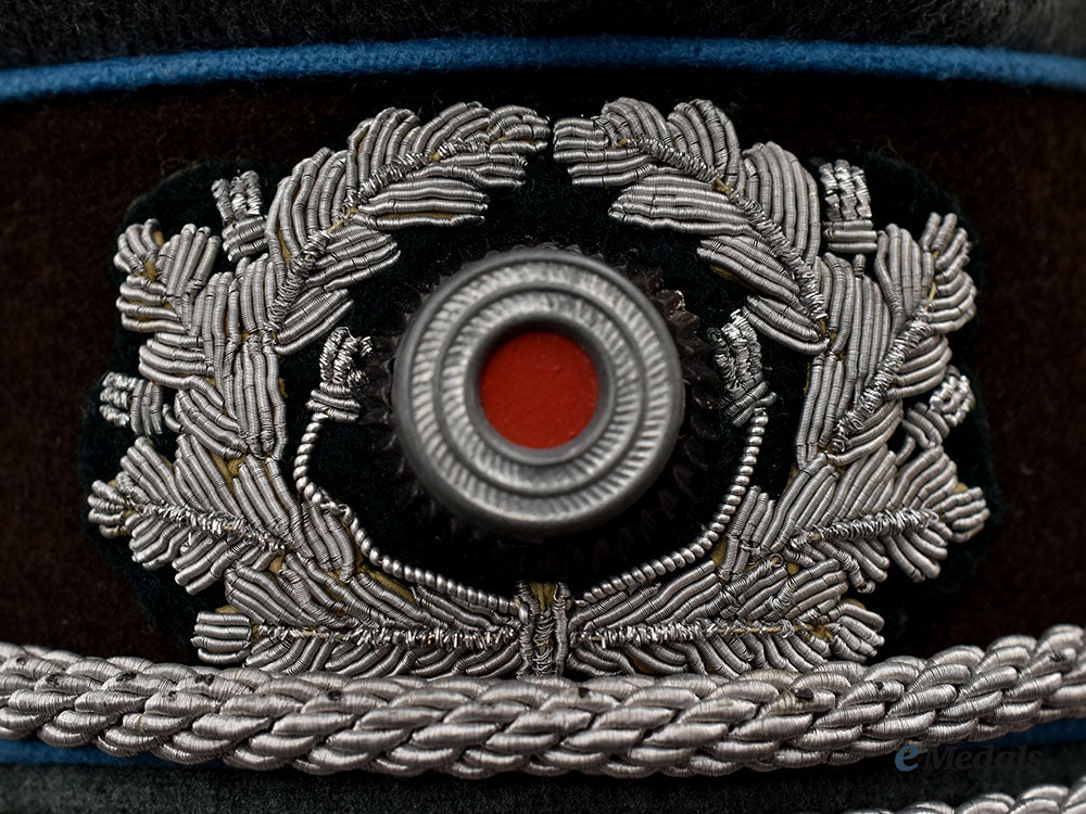 germany,_heer._a_supply_troops_officer’s_visor_cap,_by_robert_lubstein_l22l22_mnc0640_611_790