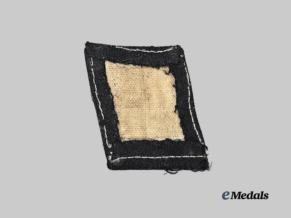 germany,_s_s._a_temporary_camp_guard_collar_tab_e_medals__g62957_3