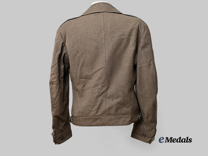 united_states._a_third_division_eisenhower_jacket_with_m1937_general_service_shirt_e_medals__w8599_14
