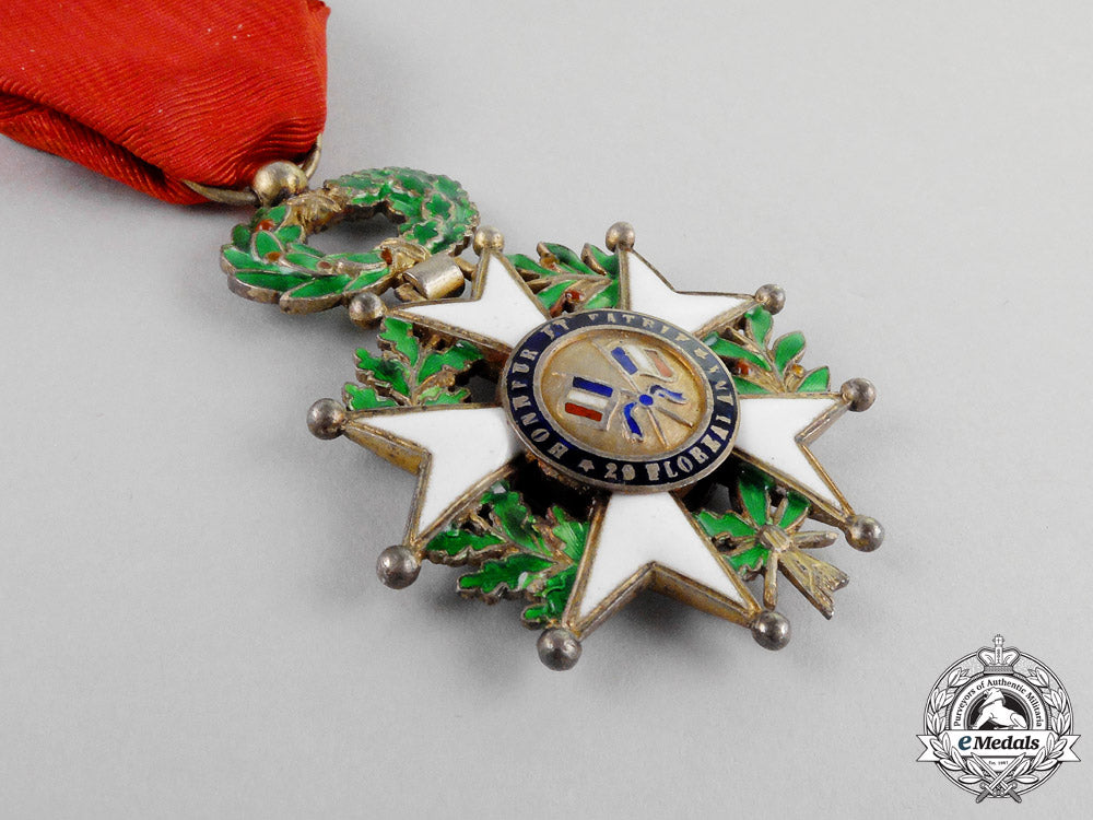 a_french_order_of_the_legion_of_honour,_officer,_model_of_the_fifth_republic(1962-_current)_l_018_1