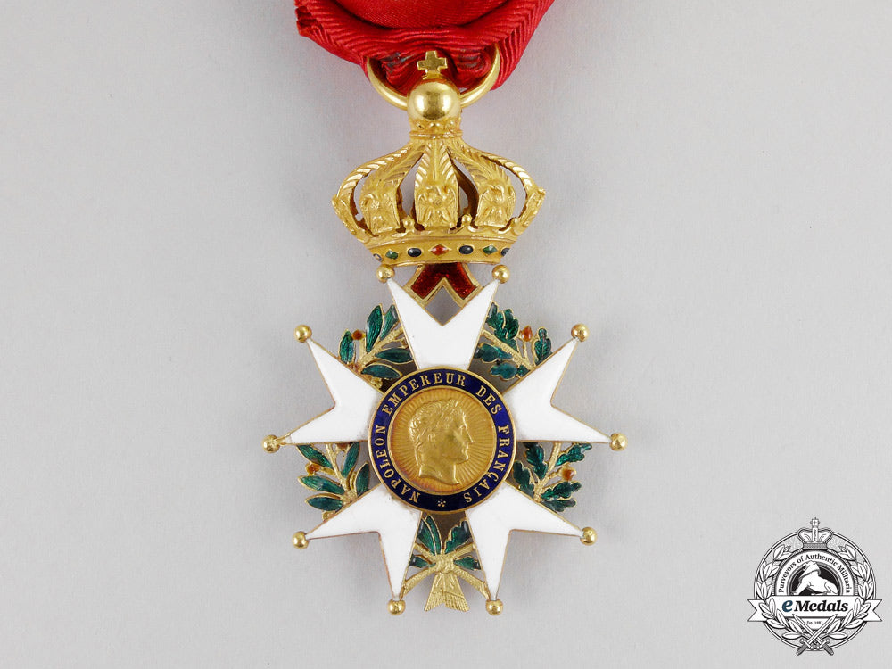 a_fine_french_legion_d'honneur_with_crown_in_gold;_officer(1852-1870)_l_036