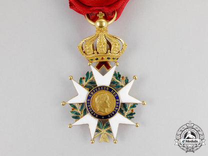 a_fine_french_legion_d'honneur_with_crown_in_gold;_officer(1852-1870)_l_036