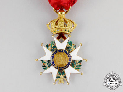 a_fine_french_legion_d'honneur_with_crown_in_gold;_officer(1852-1870)_l_037
