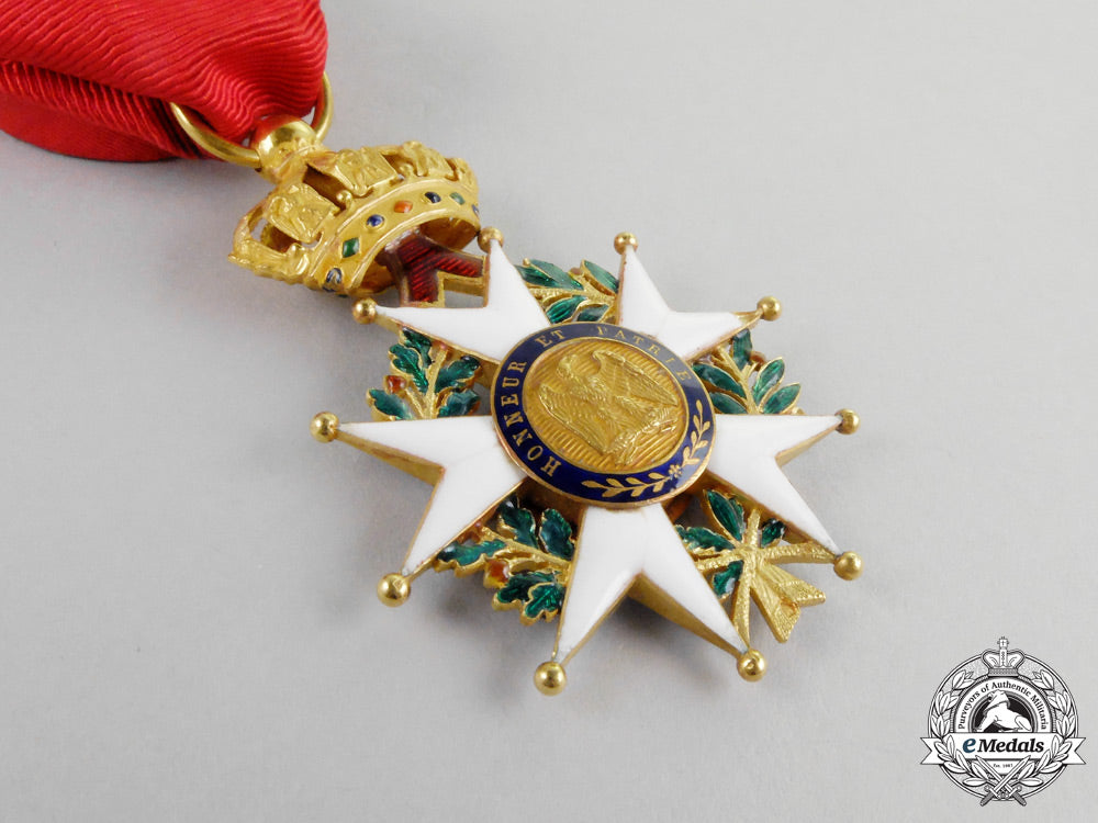 a_fine_french_legion_d'honneur_with_crown_in_gold;_officer(1852-1870)_l_040_1