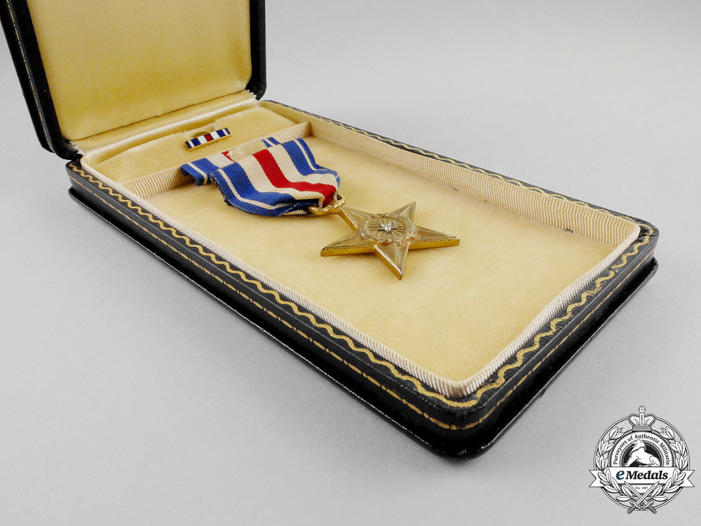 a_silver_star_group_to_brigadier_general_john_robert_dyas_sr.,_united_states_air_force_l_146_1