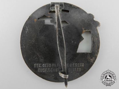 a_kriegsmarine_blockade_runner_badge_by_schwerin,_berlin_l_307