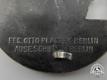 a_kriegsmarine_blockade_runner_badge_by_schwerin,_berlin_l_308