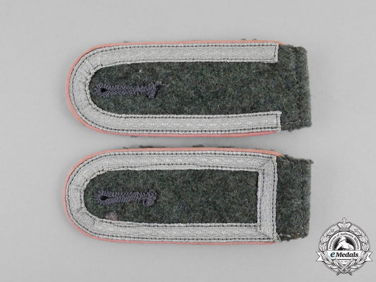 an_unissued_matching_set_of_wehrmacht_panzer_unteroffizier_rank_shoulder_boards_l_362_1
