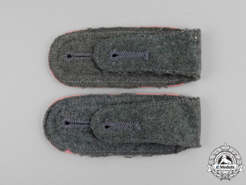 an_unissued_matching_set_of_wehrmacht_panzer_unteroffizier_rank_shoulder_boards_l_363_1