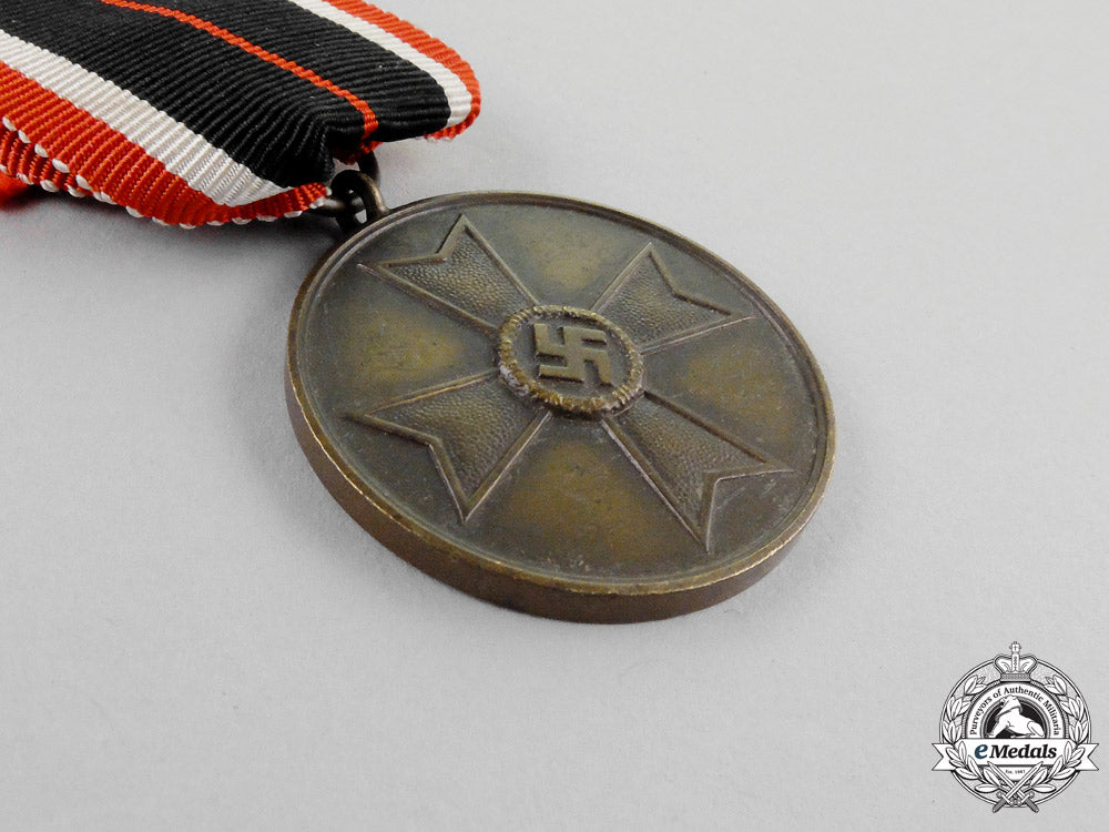 a_third_reich_period_german_war_merit_medal_l_372_1