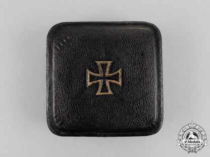 a_named_iron_cross19141_st_class_its_case_of_issue&_presentation_box_l_374_1