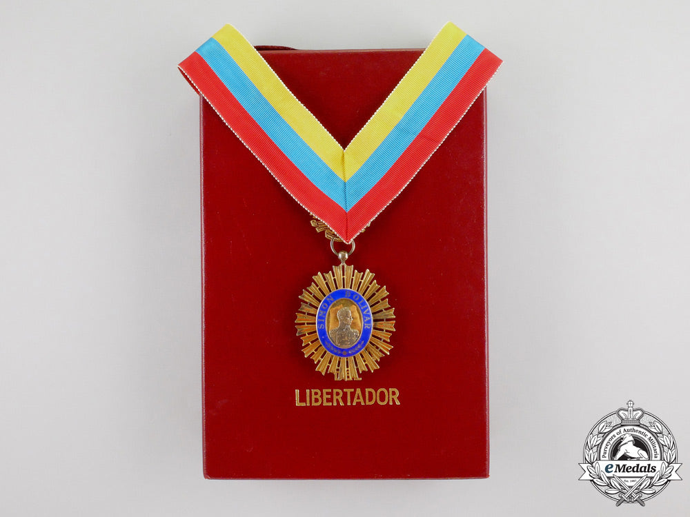 venezuela,_republic._an_order_of_the_bust_of_bolivar,_commander_with_case_l_388_1
