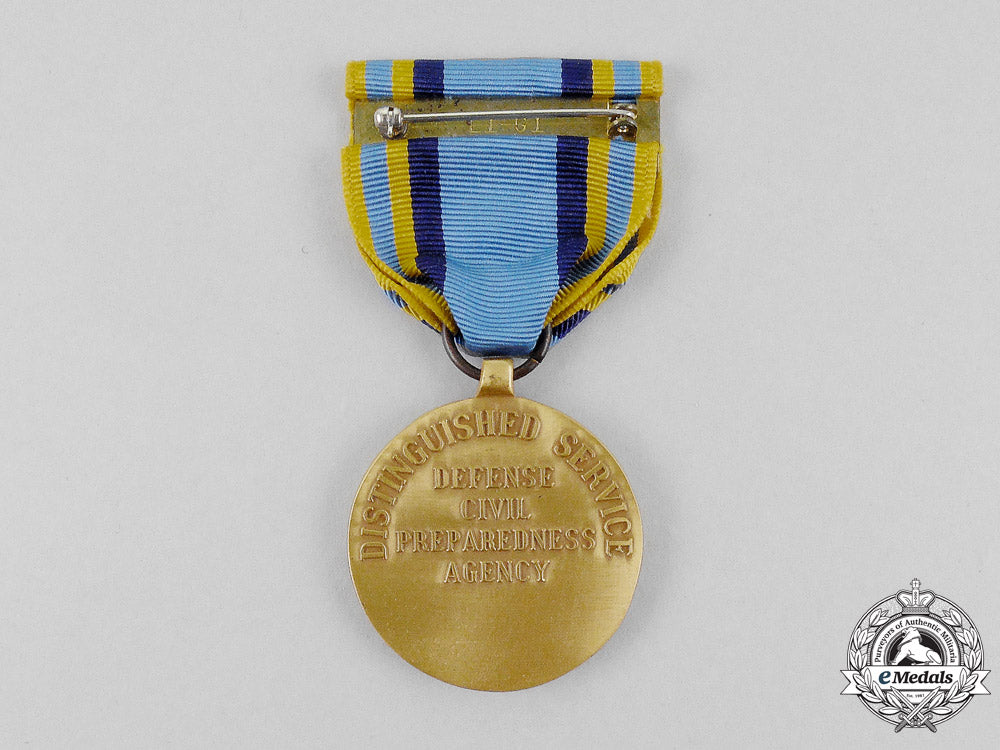 an_united_states_defense_civil_preparedness_agency_distinguished_service_medal_l_446_1