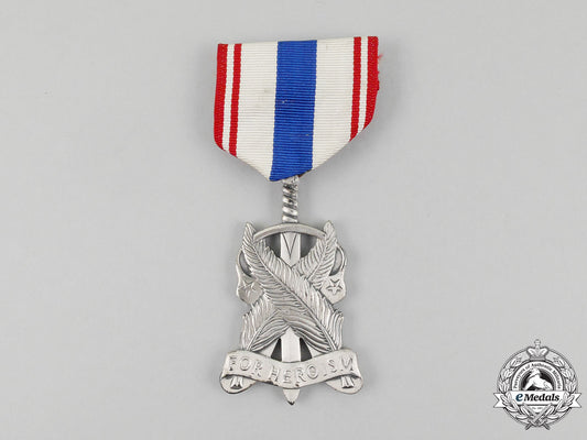 an_american_reserve_officers'_training_corps(_rotc)_medal_for_heroism_l_457_1