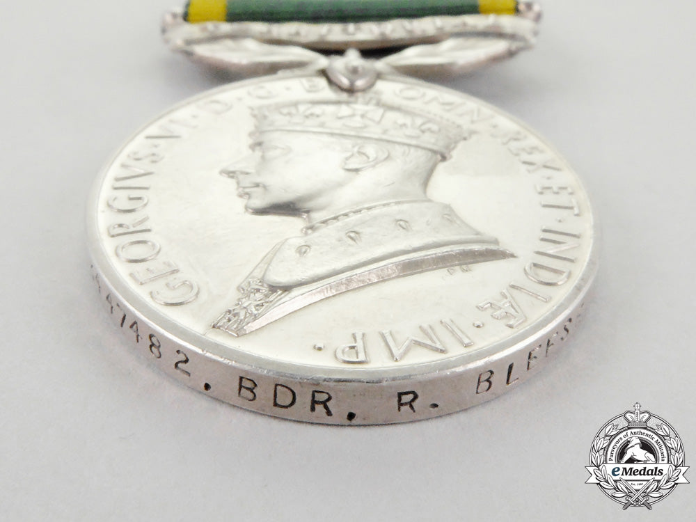 united_kingdom._a_efficiency_medal_with_territorial_scroll,_to_bombardier_r._bleese,_royal_artillery_l_478_1