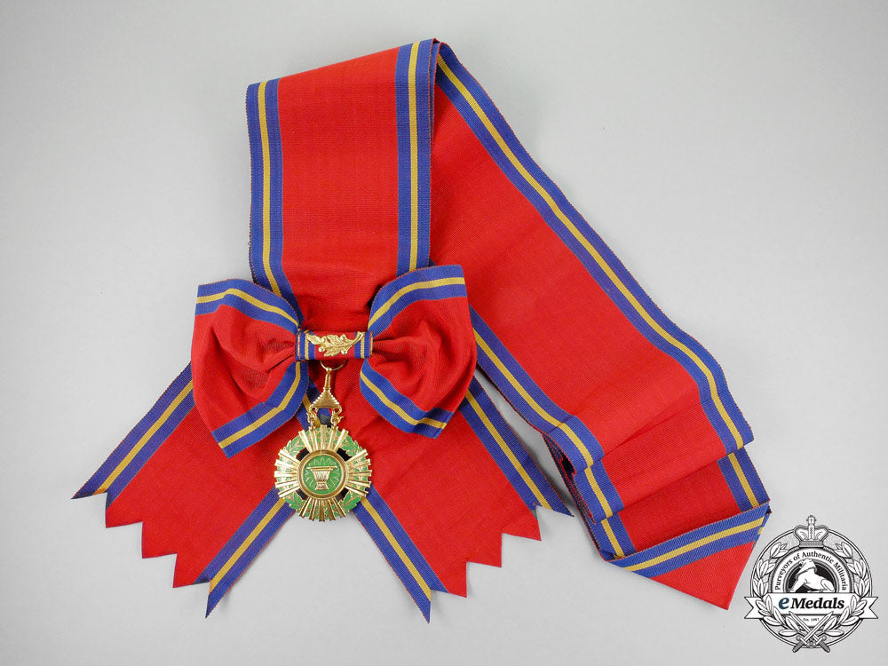 cambodia,_kingdom._a_royal_order_of_sahametrei,_grand_cross,_c.1998_l_495