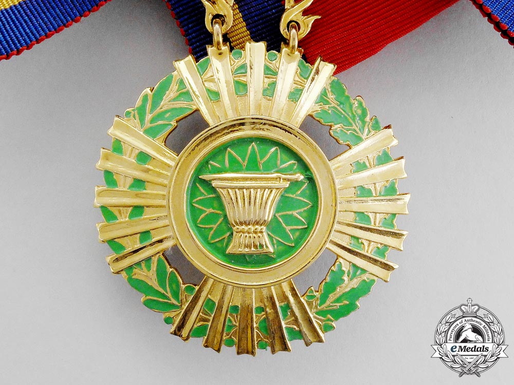 cambodia,_kingdom._a_royal_order_of_sahametrei,_grand_cross,_c.1998_l_496