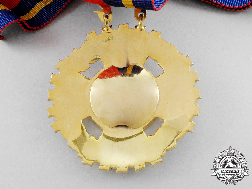 cambodia,_kingdom._a_royal_order_of_sahametrei,_grand_cross,_c.1998_l_497