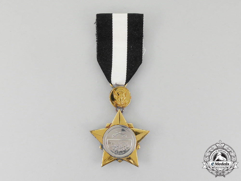 a_sudanese_army_long_and_distinguished_service_order,_fullsize_and_miniature,_boxed_l_607_1