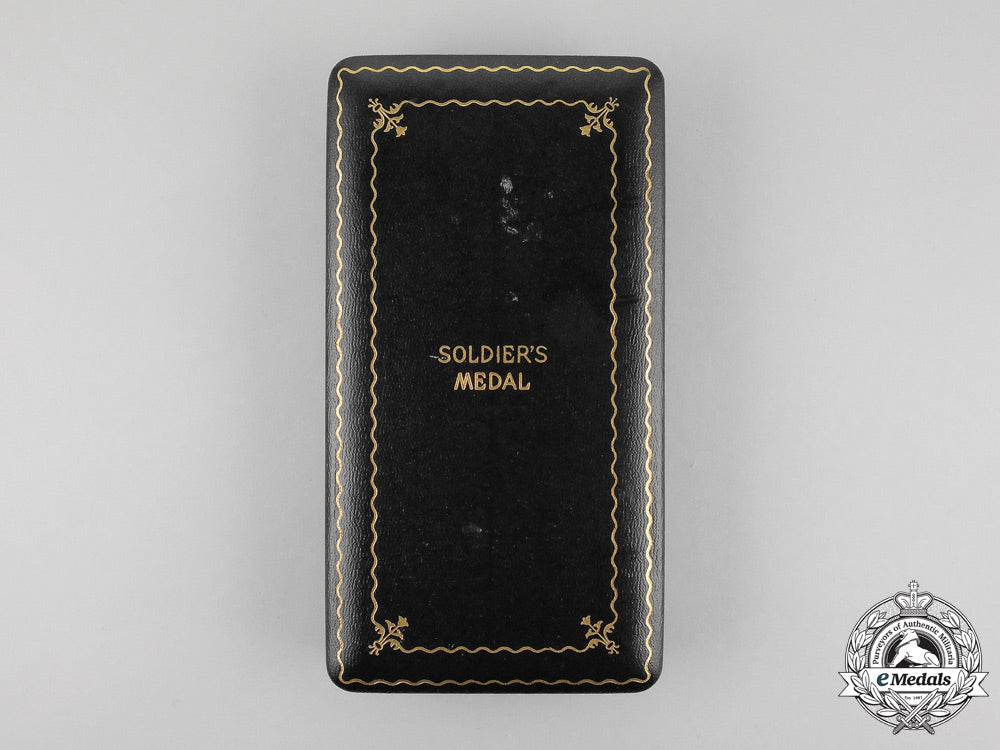 a_second_war_american_soldier's_medal_with_case_l_681_1