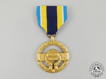 united_states._a_nasa_equal_employment_opportunity_medal_l_746_1