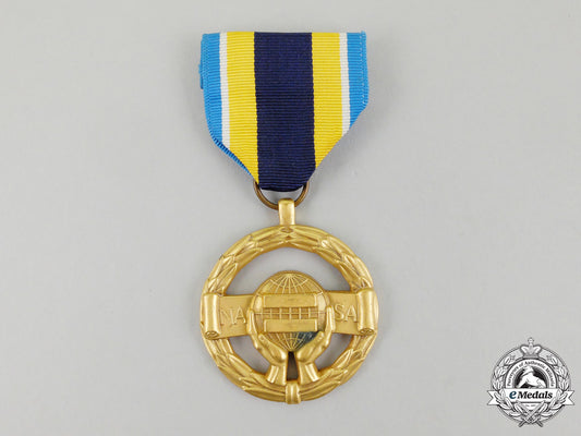 united_states._a_nasa_equal_employment_opportunity_medal_l_746_1