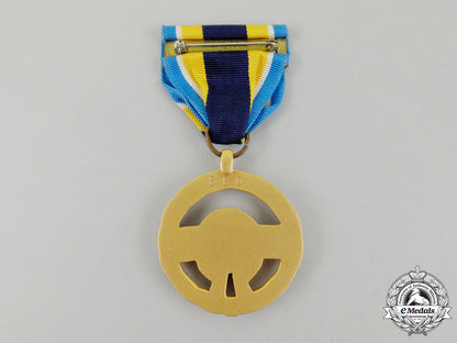 united_states._a_nasa_equal_employment_opportunity_medal_l_747_1