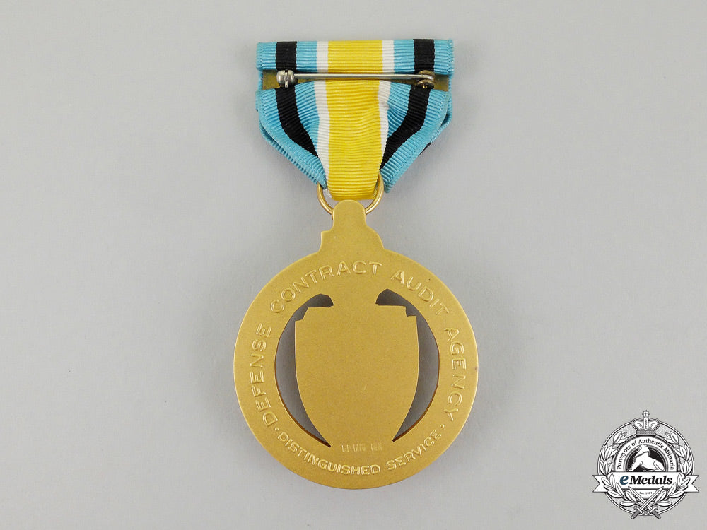 united_states._an_nasa_defense_contract_audit_agency_distinguished_civilian_service_medal_l_750_1