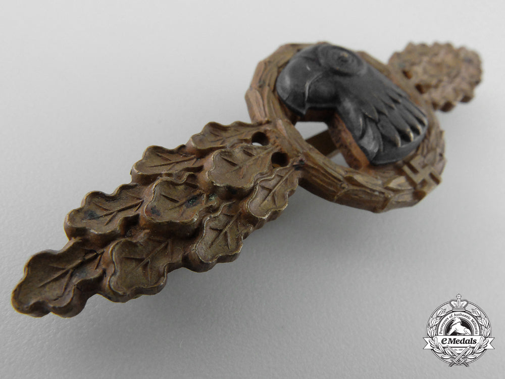 a_bronze_grade_reconnaissance_clasp_with_case_to_luftwaffe_oberleutnant_karl_schuh_l_759