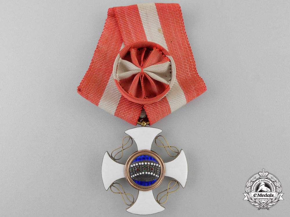 an_italian_order_of_the_crown;_officer's_cross_in_gold_with_case_l_873