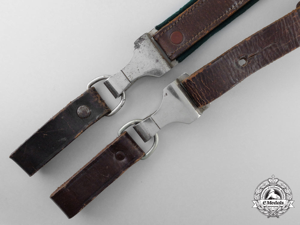 a_der_stahlhelm_veterans_organization_shoulder_strap_for_a_local_group_leader;_published_l_901